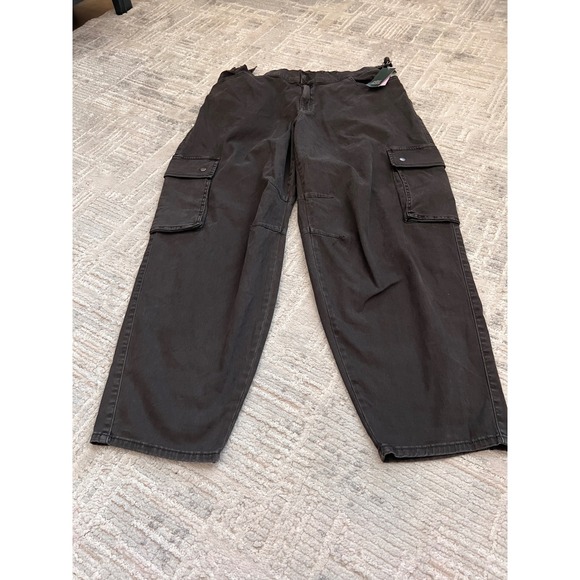 Wild Fable Women's XXL Cargo Pants High Waist Elastic Waist Relaxed Fit - Picture 4 of 16
